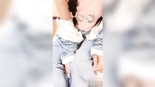 破处稀毛学生妹懵懂无知粉嫩高中生女孩被黑社会男恐吓破处