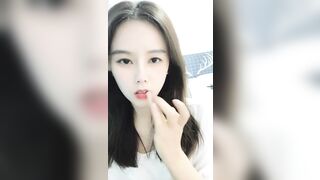 气质女神长相甜美