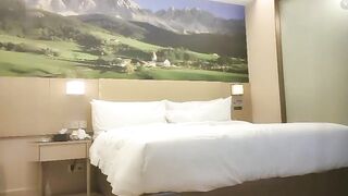 壹屌探花鸭哥打头阵3500网约车模_